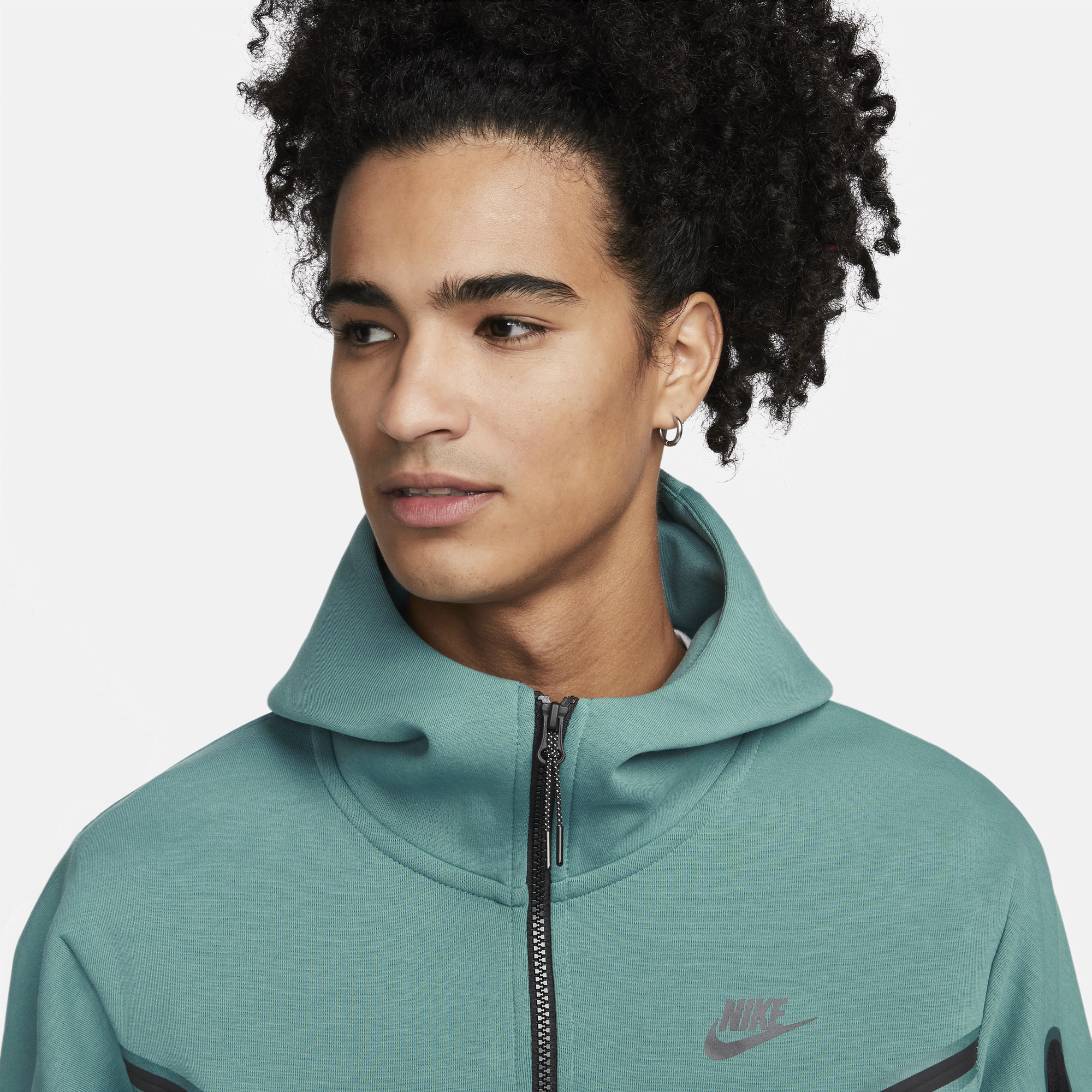 Buy Nike Sportswear Tech Fleece Men's Full-Zip Hoodie | Nike Saudi 