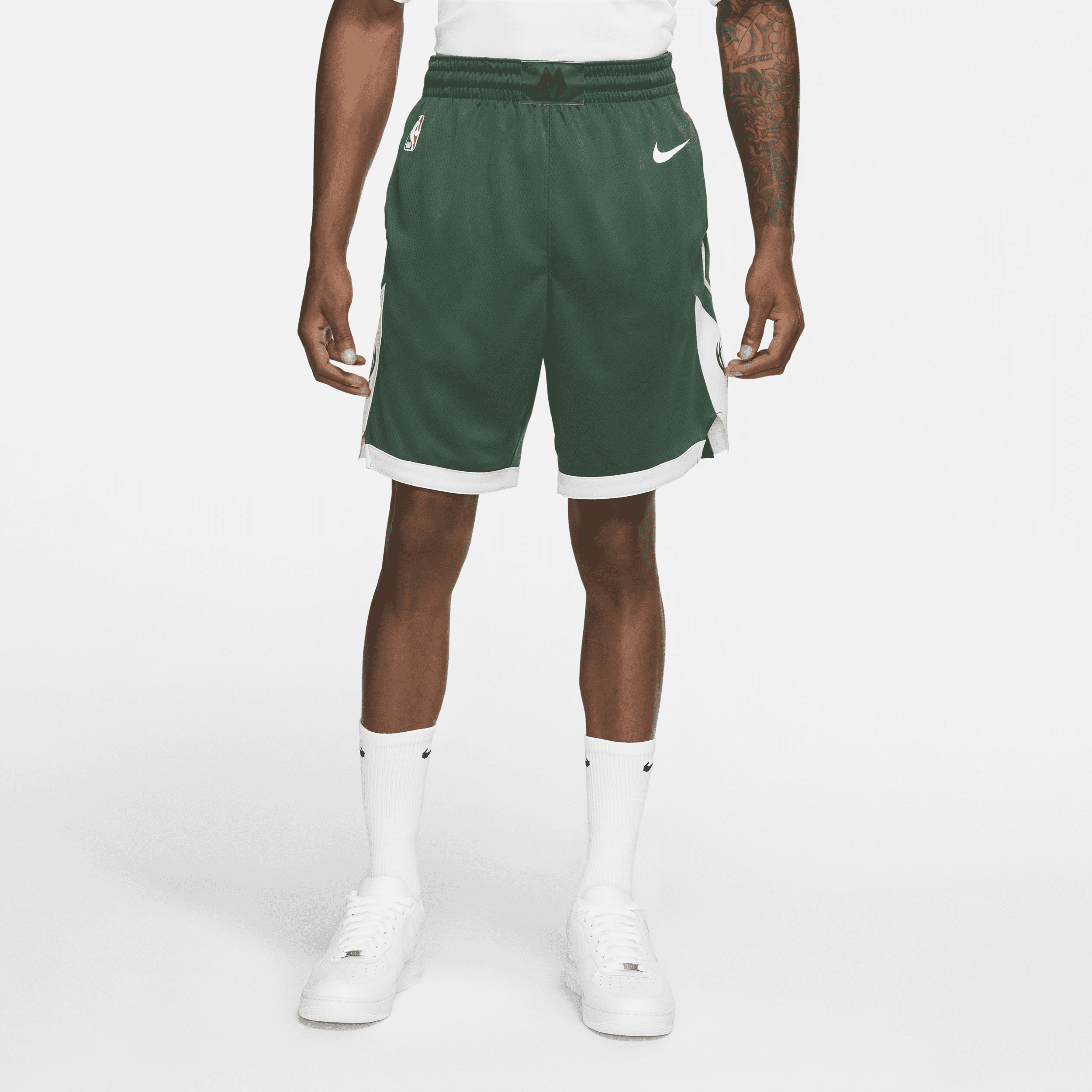 Youth Milwaukee Bucks Nike Hunter Green 2020/21 Swingman Performance Shorts  - Icon Edition